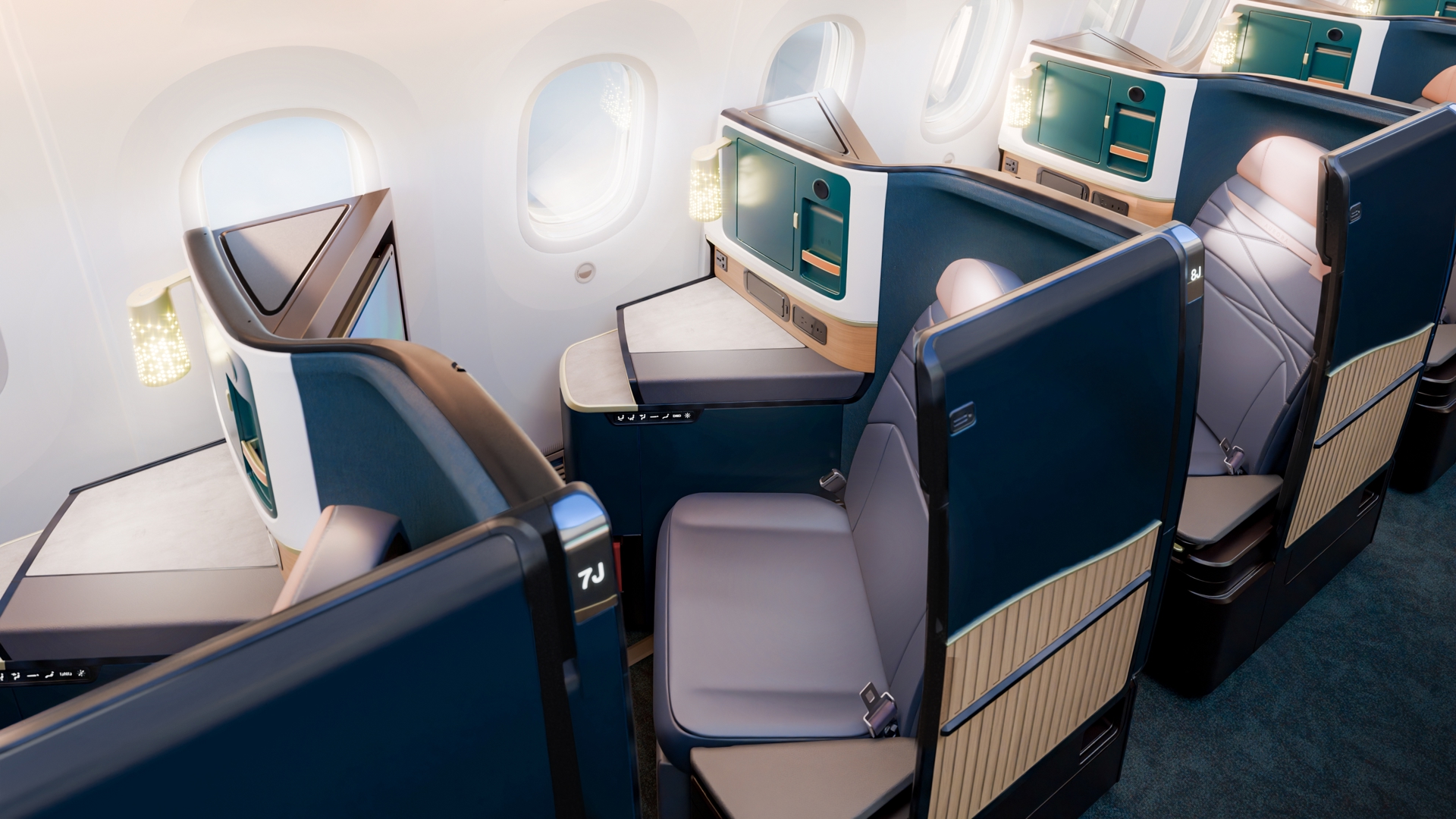 Alaska Airlines, Hawaiian Airlines bet on luxury as they plan to add ...