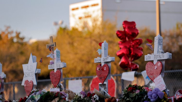 Members of Congress to tour halls where Parkland school massacre happened