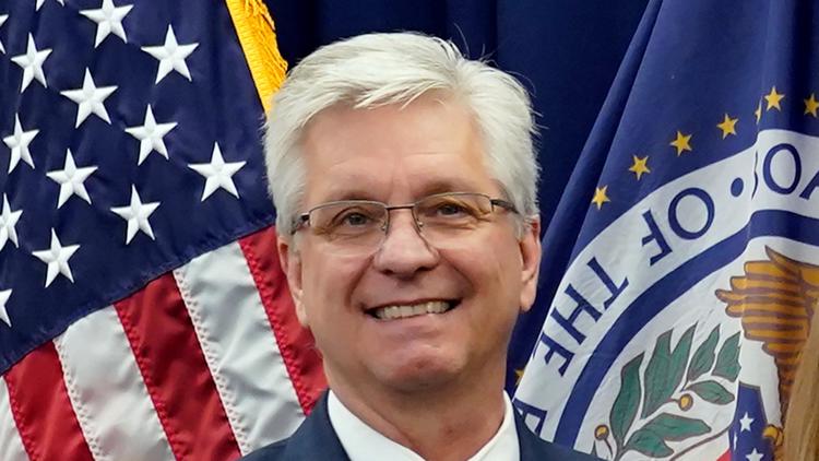 Fed governor gives outlook on future potential interest rate hike