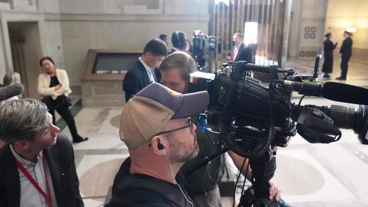CNN left off Air Force One for Trump's upcoming trip, White House signals in new media restriction