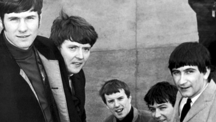 Hilton Valentine, founding Animals guitarist, dies at 77
