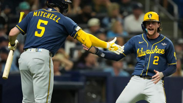 Milwaukee Brewers win their first World Series, beating Tampa Bay Rays in Game 5