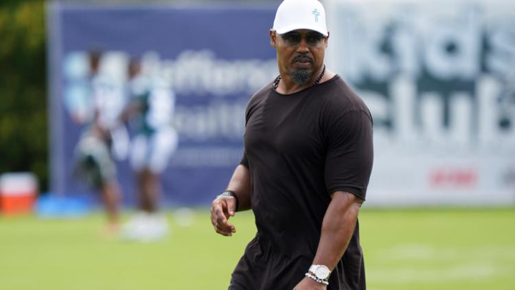 NFL asks Homeland Security to take down video of Hall of Famer Brian Dawkins