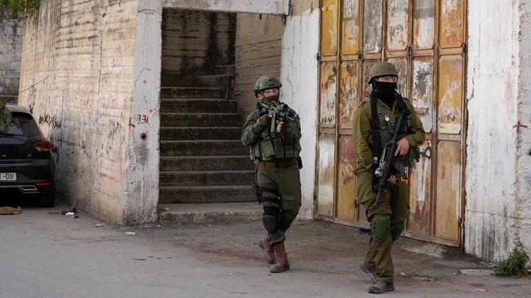 Heavy fighting breaks out around another Gaza hospital after babies evacuated from Shifa