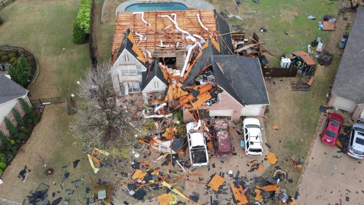 Tornadoes damage homes and power lines as storms wallop Midwest and South