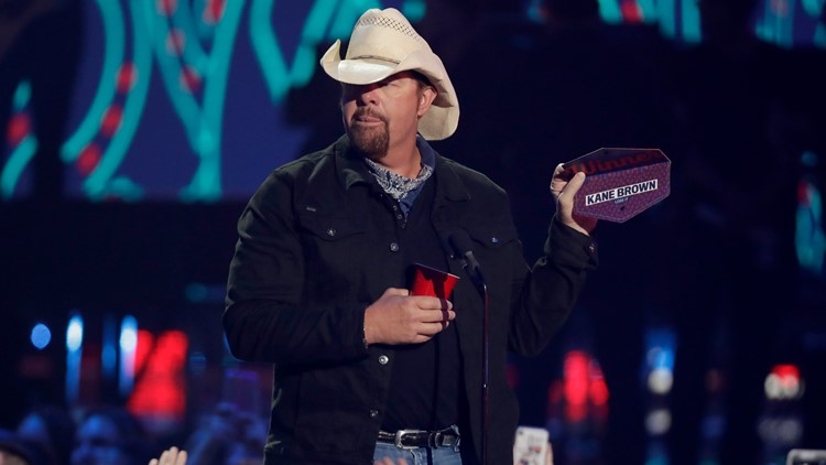 Jason Aldean, Ricky Skaggs and Kristin Chenoweth react to the death of Toby Keith Jason Aldean, Ricky Skaggs and Kristin Chenoweth react to the death of Toby Keith