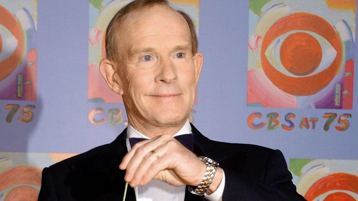Tom Smothers, half of the Smothers Brothers, dies - Vimarsana News