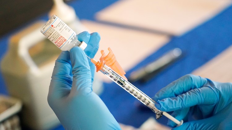 疾控中心小组一致投票将COVID疫苗添加到推荐疫苗中
