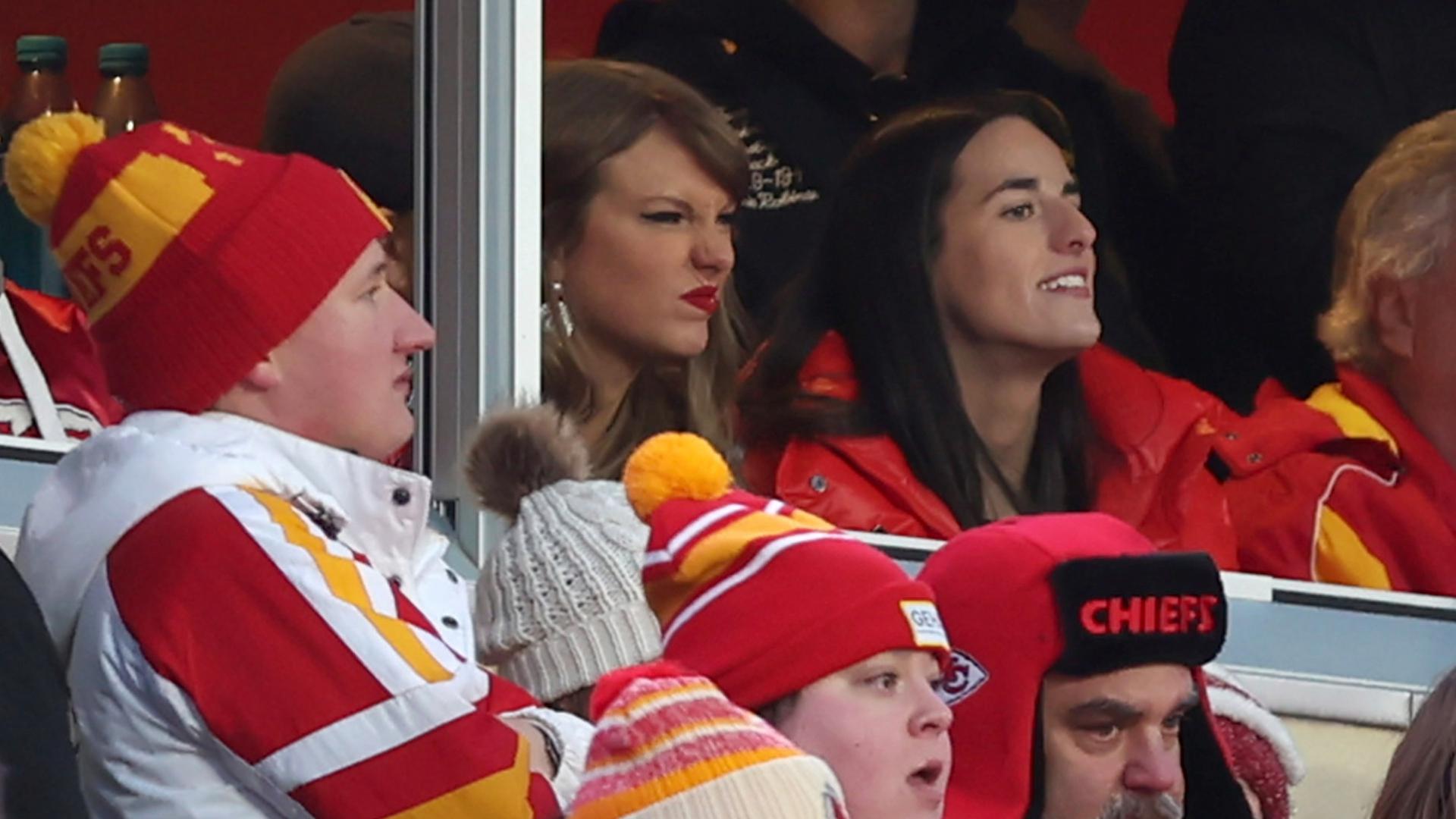 Who is with Taylor Swift at the Kansas City Chiefs game?(02)