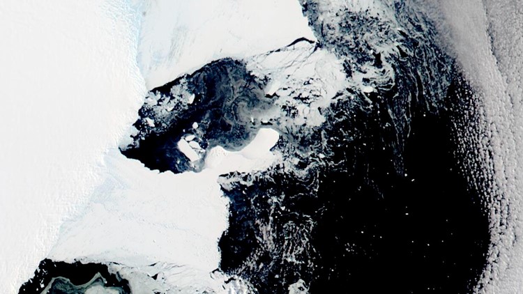 Ice shelf collapses in previously stable East Antarctica Ice shelf collapses in previously stable East Antarctica