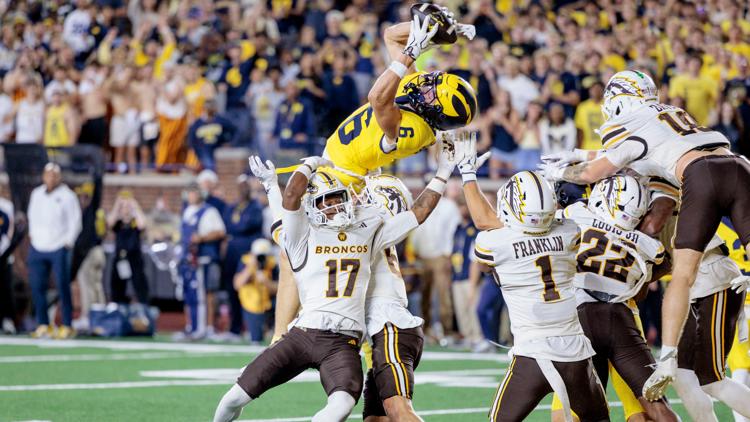 Citing rule book, NCAA says it can't overturn Michigan's controversial win over Western Michigan
