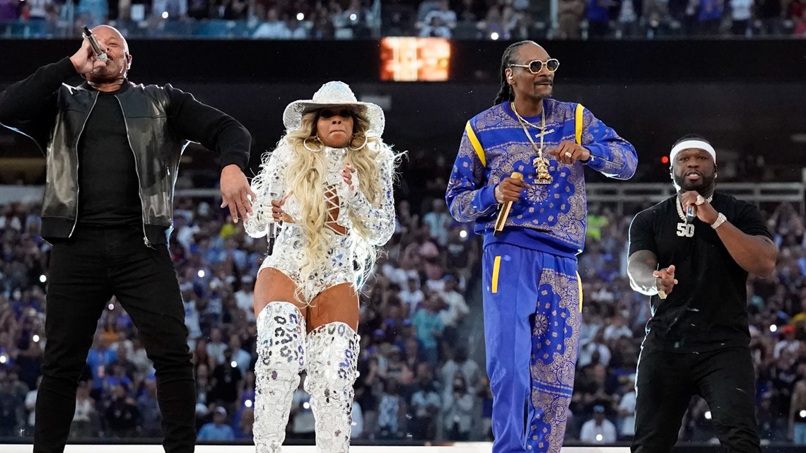 Hip-hop icons Dr. Dre, Snoop Dogg, Mary J. Blige rock Super Bowl