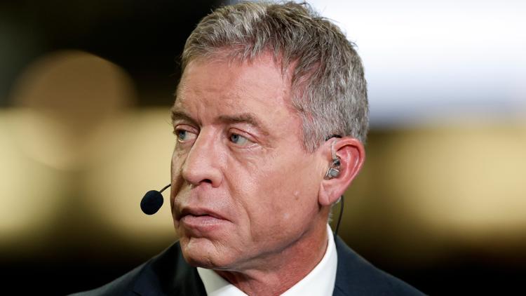 Troy Aikman chokes up during 'Monday Night Football' while discussing former colleague's death