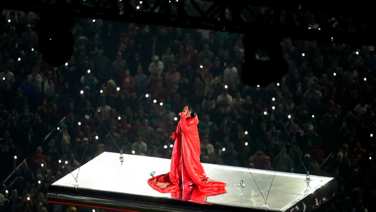 Rihanna 2023 Super Bowl Halftime Show: Watch Full Performance – Billboard