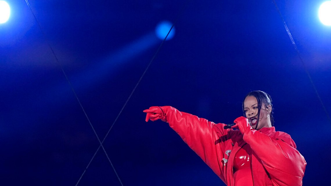 Rihanna gives first live performance in five years at Super Bowl Halftime  show: Watch