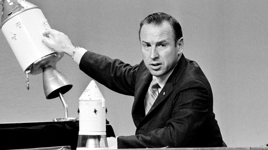 James Lovell, Apollo 13 Commander, dies at 97 | fox61.com