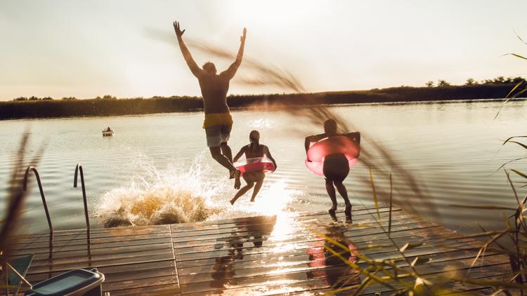 Dengue fever, polio and other travel health risks: What you need to know before your next trip