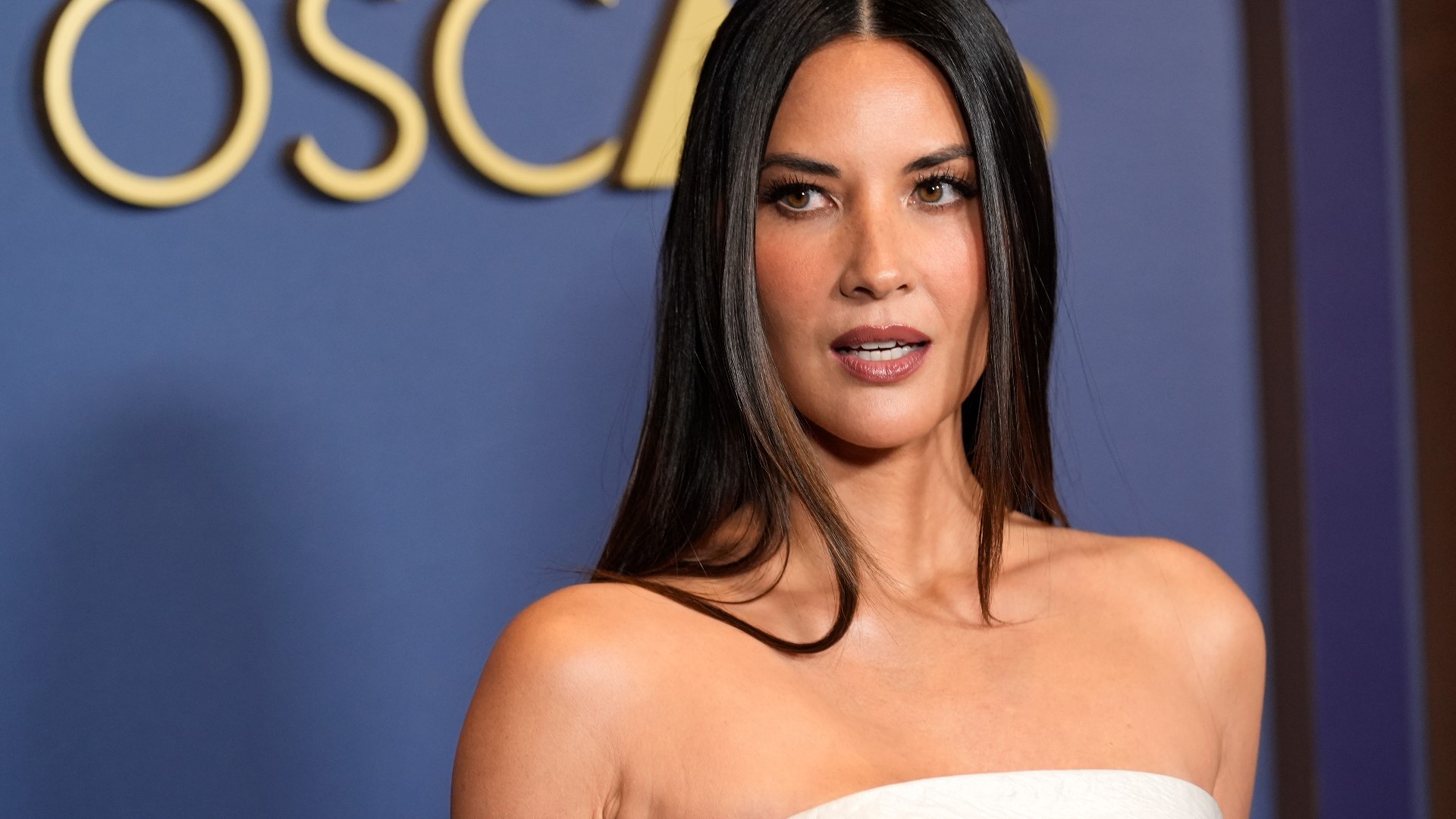 Olivia Munn Reveals Breast Cancer Diagnosis | Weareiowa.com