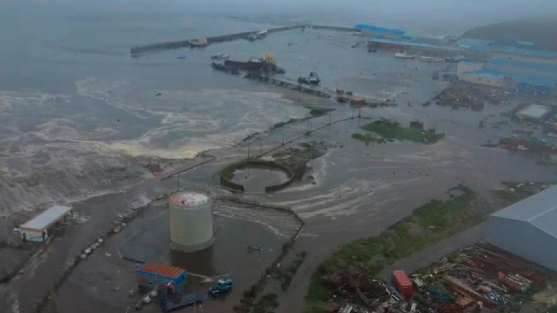 Tsunami california right now