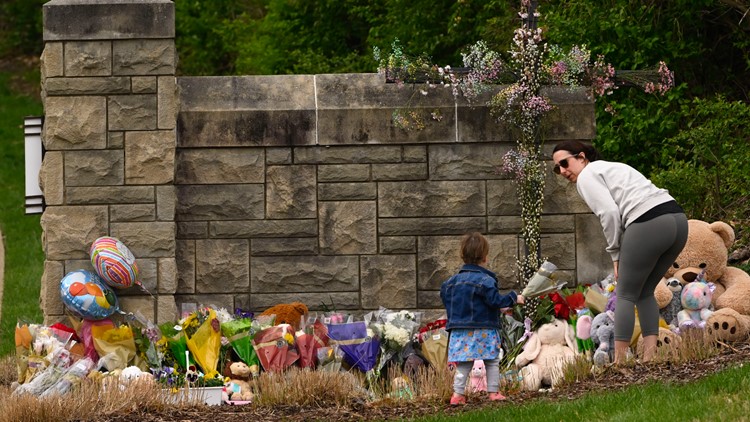 Nashville school shooting: Fundraiser for custodian's family raises $300K