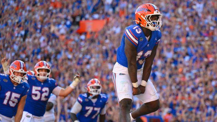 Florida rises to No. 8 in AP Top 25; Texas, Georgia, Notre Dame top 3 again