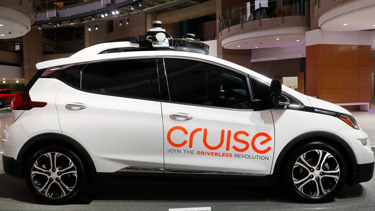 US opens probe of Cruise robotaxi braking, clogging traffic