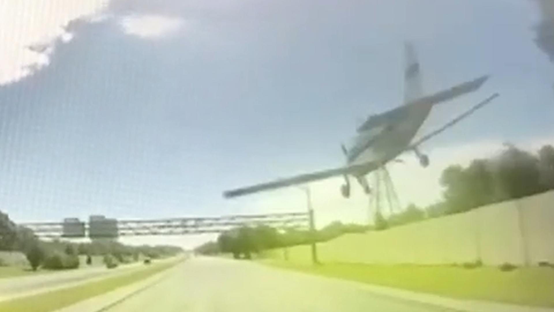 WATCH: Pilot lands training plane on Florida interstate, narrowly ...