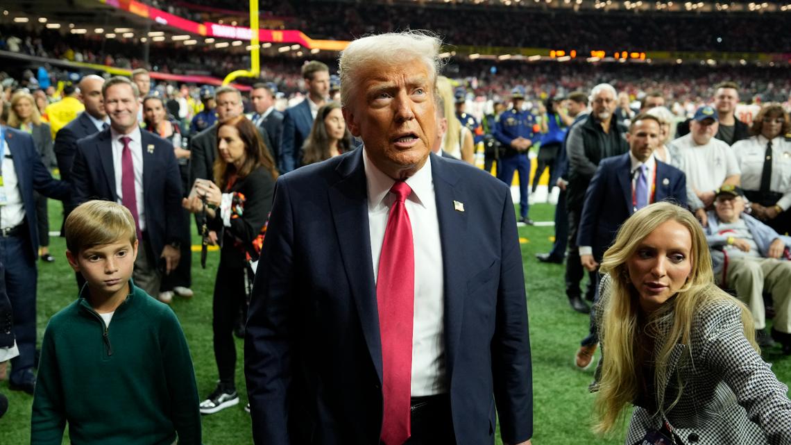 President Trump pardons 5 former NFL players for criminal convictions