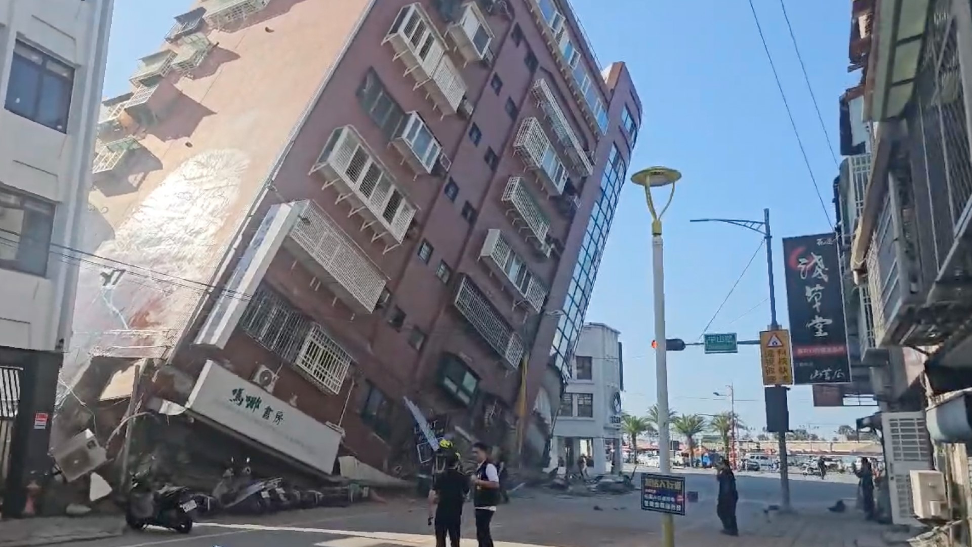 Strong earthquake rocks Taiwan, collapsing buildings