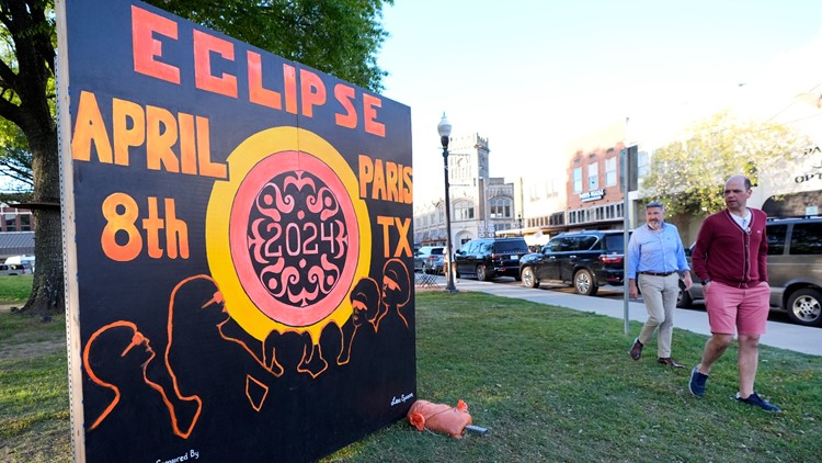 Huge crowds await a total solar eclipse in North America. Clouds may spoil the view