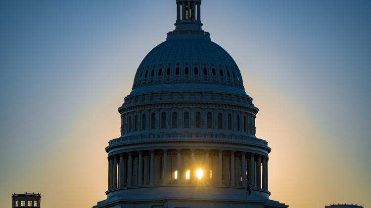 Illinois man charged with mailing white powder to members of Congress