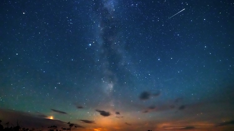 Get your lawn chairs! Geminid meteor shower peaks tonight