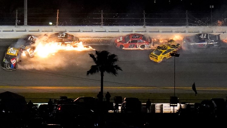 100 1 Underdog Mcdowell Wins Daytona 500 After Big Last Lap Crash Wnep Com