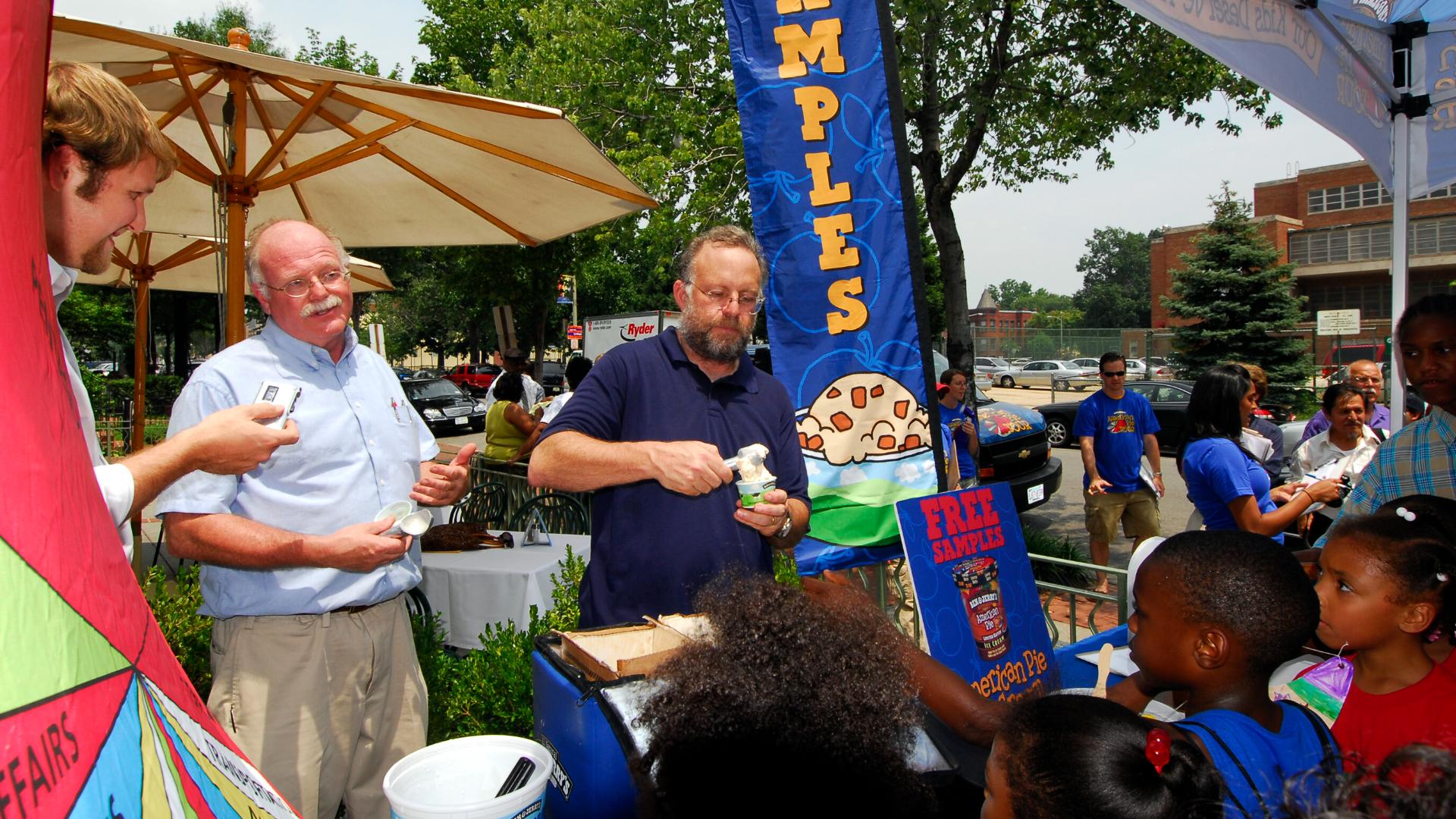 Jerry quits Ben & Jerry's, saying its independence on social