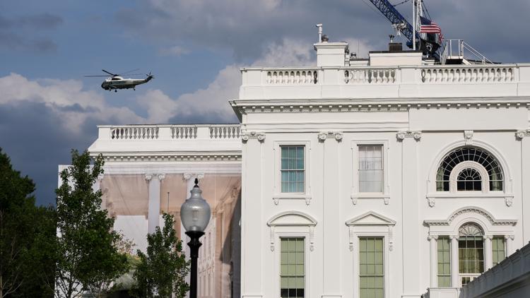 Former White House teleprompter operator ordered to turn over profits from alleged insider trading