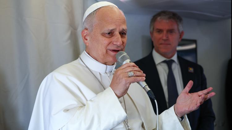 Daily Dose: Pope Leo XIV plans lung nodule surgery, food safety confidence hits record low and why sleep changes as you age