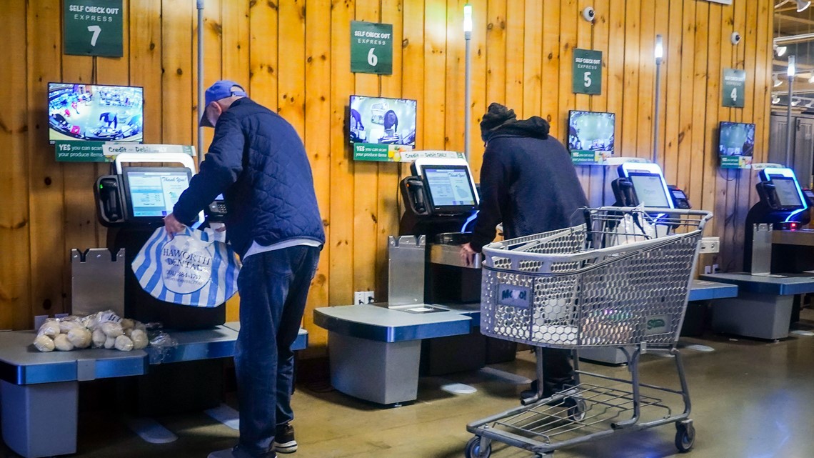 Self-checkout faces reckoning during busy holiday shopping time - Vimarsana News