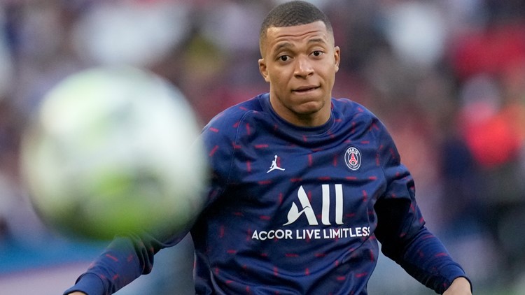 Mbappé signs new 3-year PSG deal after rejecting Real Madrid