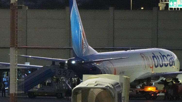 FlyDubai co-pilot who nearly crashed plane was barred from flying by Oman over extremism concerns