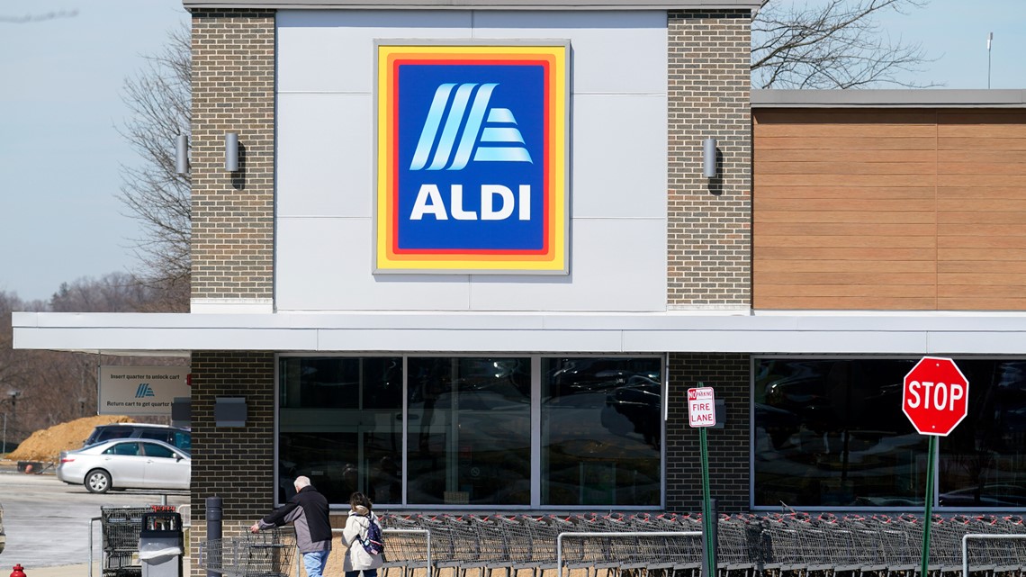 Aldi Will Stop Selling Plastic Bags In 2024 10tv Com   E3e6bf81 A673 4286 A7ac 5f8426f6036c 1140x641 