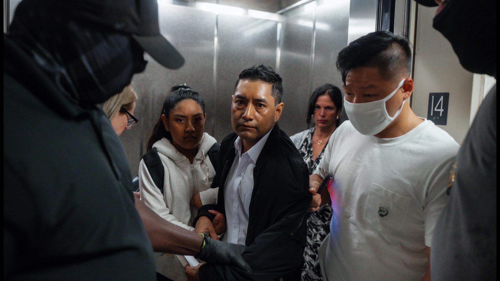 Judge bars immigration arrests at US courthouses | wnep.com