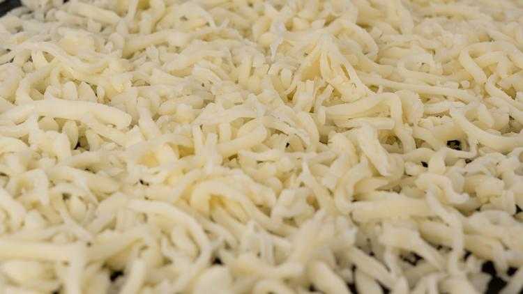 FDA warns raw cheddar cheese linked to multi-state E. coli outbreak