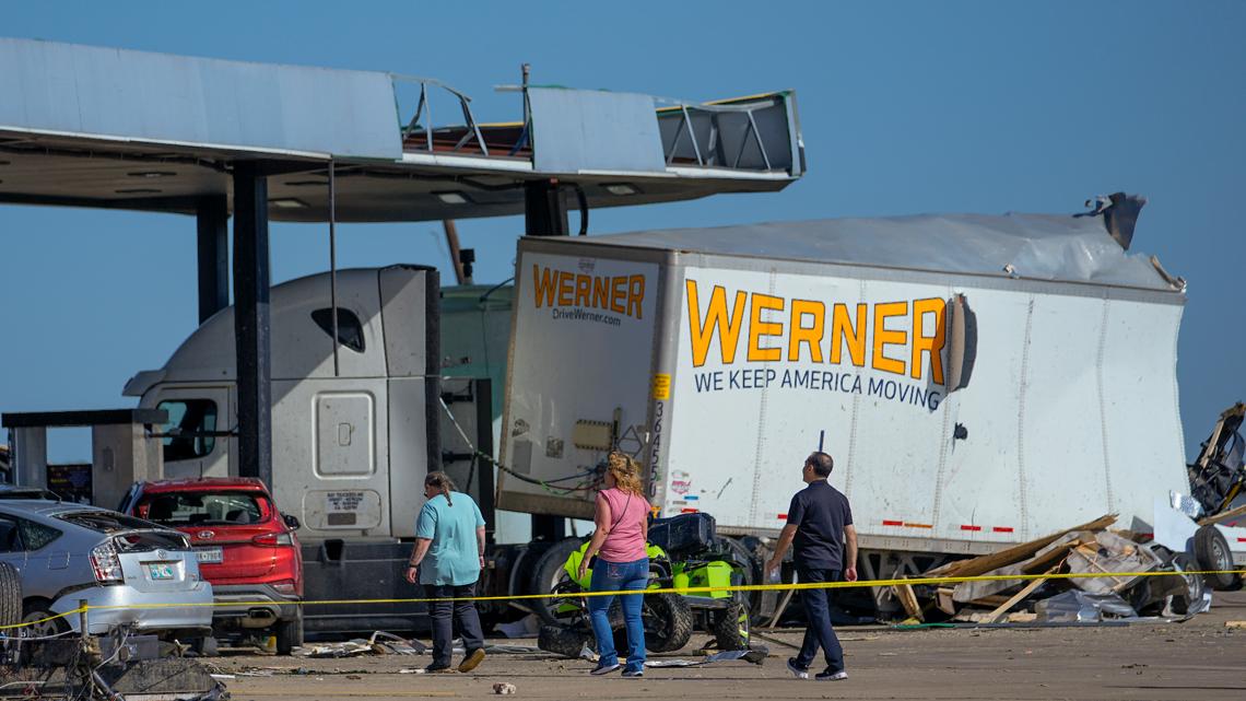 At least 18 dead after severe weather carves path of ruin - Vimarsana News