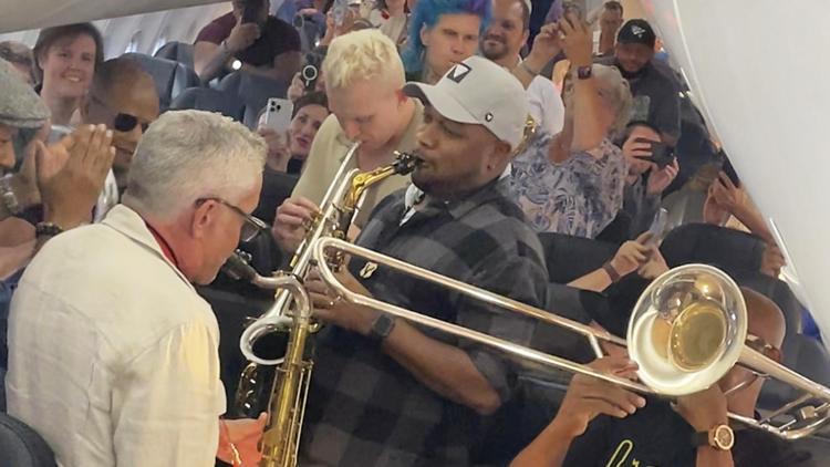 Dave Koz and his band were in flight delay hell. So they picked up their instruments