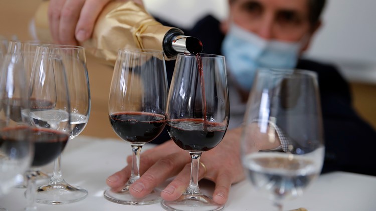 Tasters savor fine wine that orbited earth aboard International Space Station Tasters savor fine wine that orbited earth aboard International Space Station