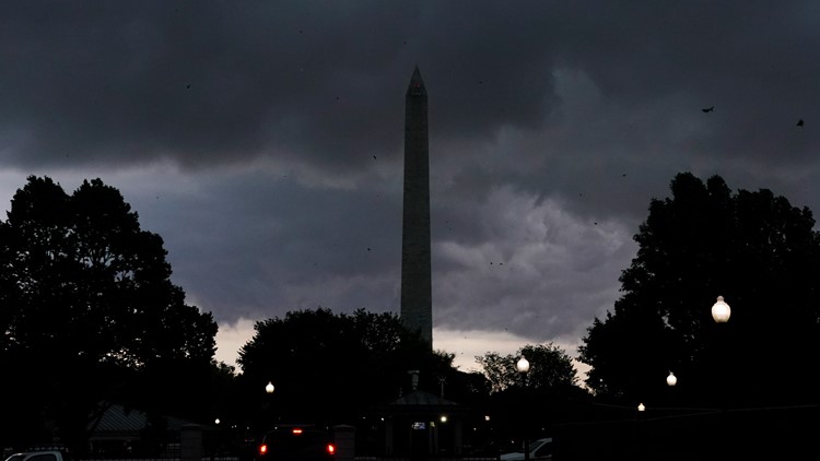 2 dead, thousands of flight cancellations, 1.1 million lose power in eastern US storms