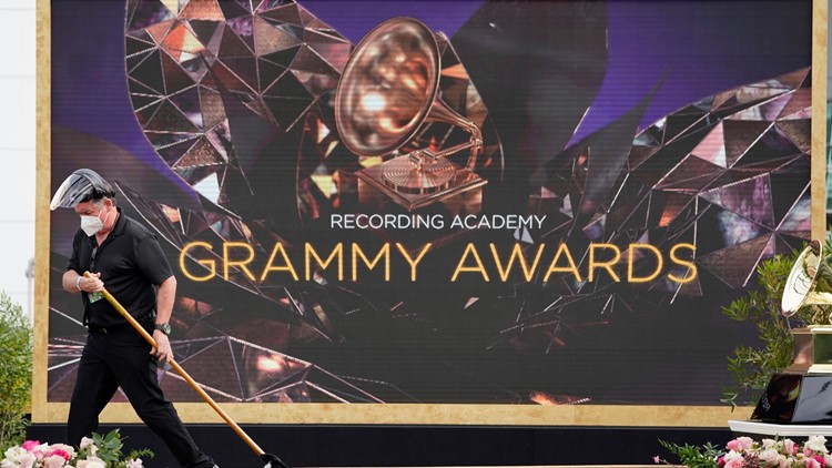 Grammy Awards celebrating closed music clubs
