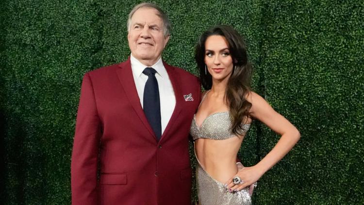 Belichick issues statement after girlfriend's interjections in 'CBS News Sunday Morning' interview