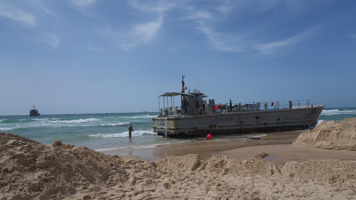 Aid deliveries halted after rough seas damage US-built pier in Gaza - Vimarsana News