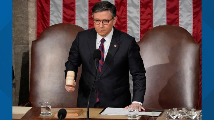 What was the shiny display in front of the House Speaker during Trump's speech to Congress?